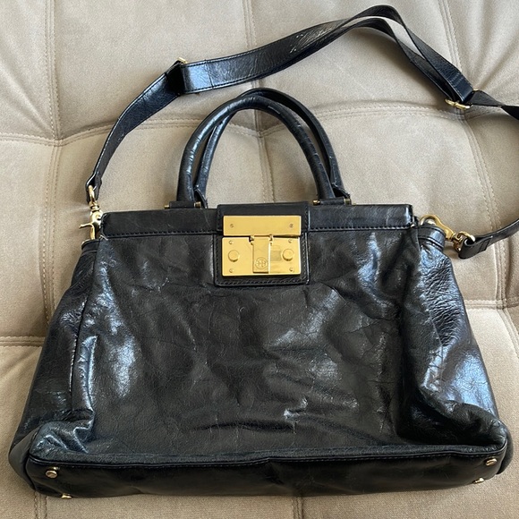 Tory Burch Handbags - TORY BURCH LEATHER HOBO BAG WITH GOLD CLASP AND STRAP